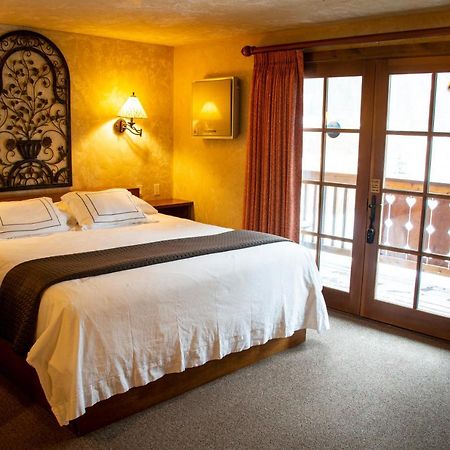 Hotel Chateau Chamonix Джорджтаун Екстериор снимка