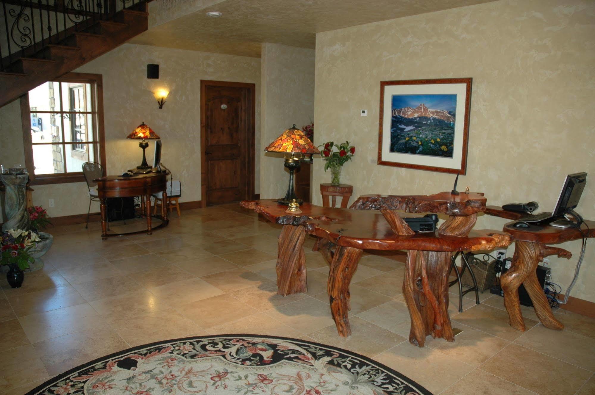 Hotel Chateau Chamonix Джорджтаун Екстериор снимка