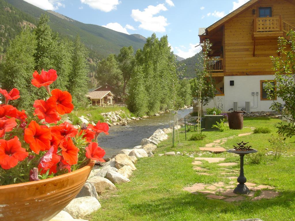 Hotel Chateau Chamonix Джорджтаун Екстериор снимка